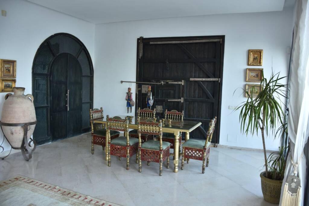 Villa Hannibal Douar ech Chott Екстериор снимка